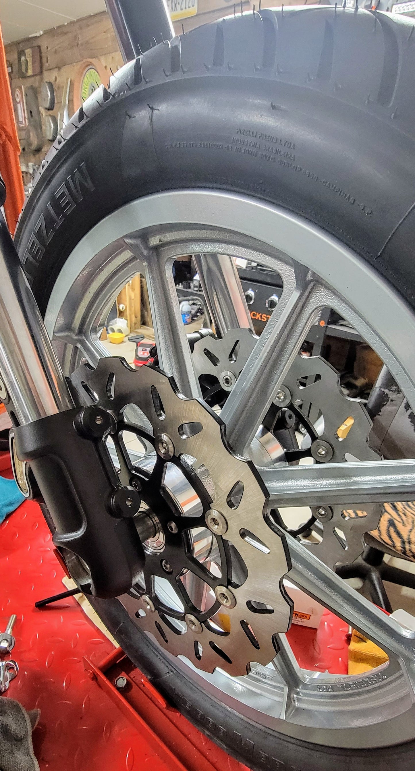 9 Spoke wheel adapter for Lowrider S/ST front end